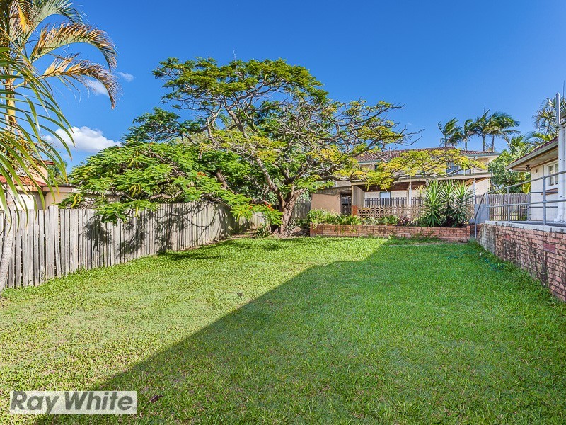 45 Hilltop Avenue, Chermside QLD 4032