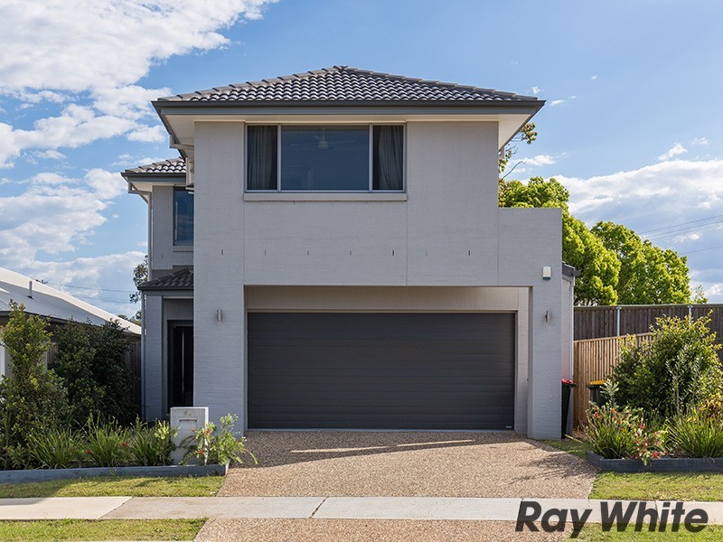 62 Merimbula Crescent, Fitzgibbon QLD 4018