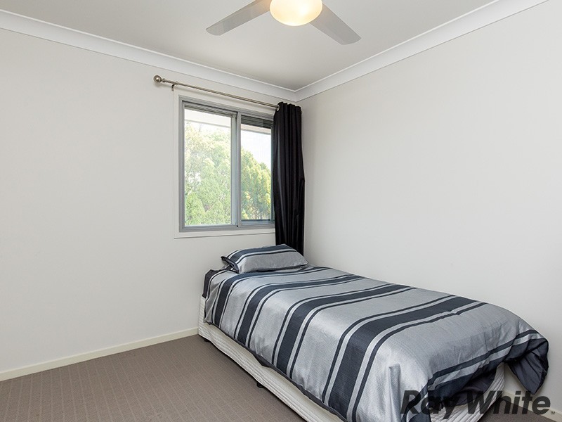 62 Merimbula Crescent, Fitzgibbon QLD 4018