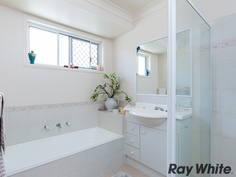 8 Iona Close, Boondall QLD 4034