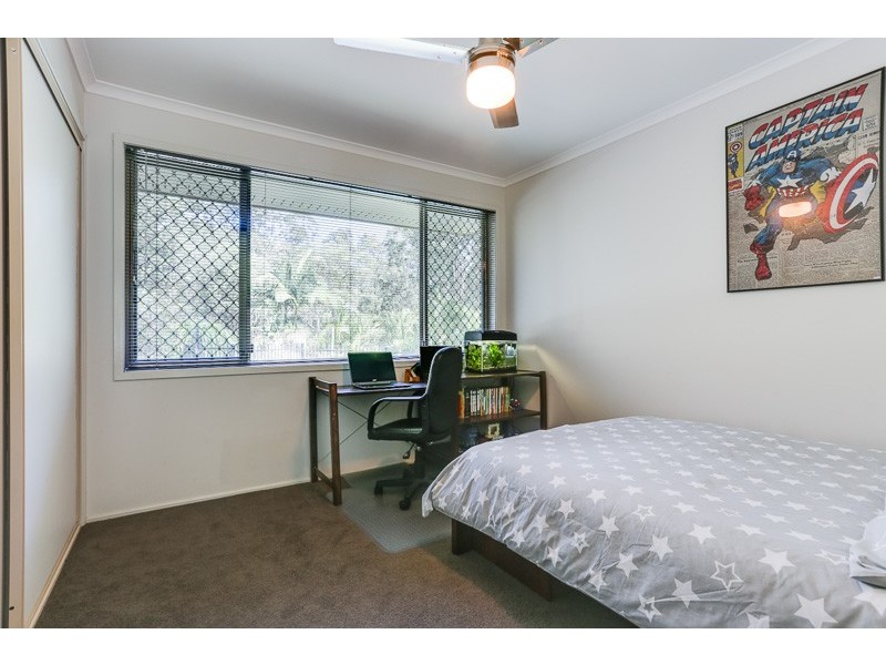 8 Heath Court, Cashmere QLD 4500