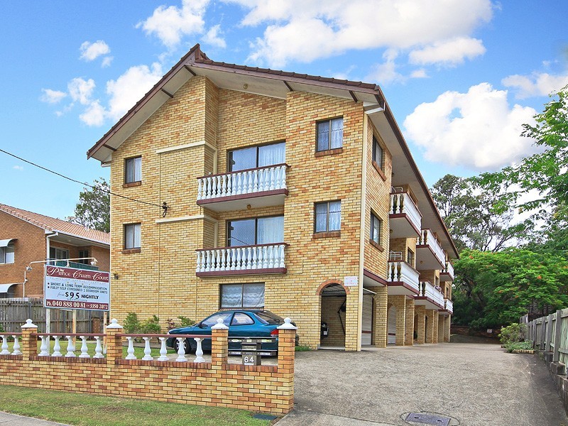 3/64 Hilltop Avenue, Chermside QLD 4032