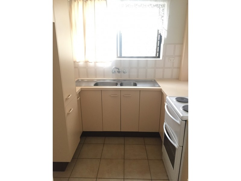 2/41 Kingsmill Street, Chermside QLD 4032