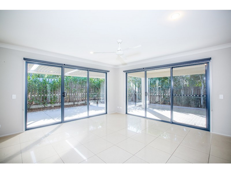 1 Waterlily Circuit, Carseldine QLD 4034