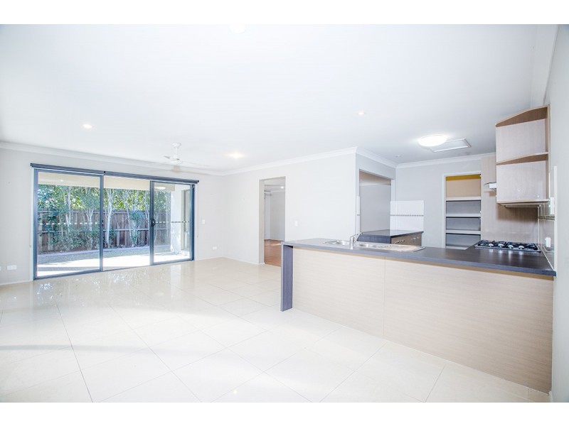 1 Waterlily Circuit, Carseldine QLD 4034