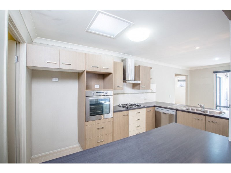 1 Waterlily Circuit, Carseldine QLD 4034