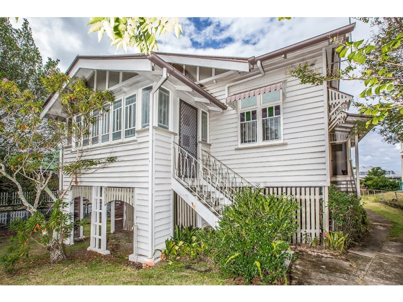 90 Beaconsfield Terrace, Gordon Park QLD 4031