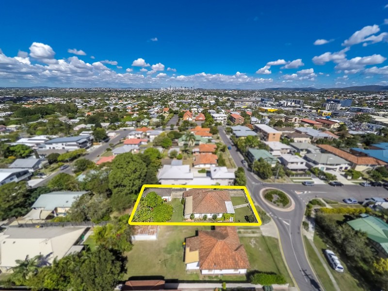 15 Buruda Street, Chermside QLD 4032