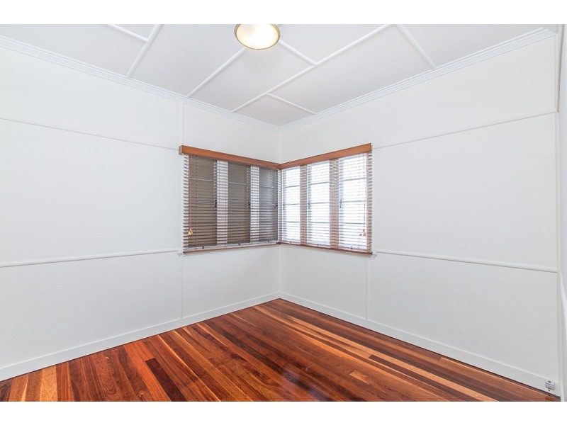 82 Boothby Street, Kedron QLD 4031