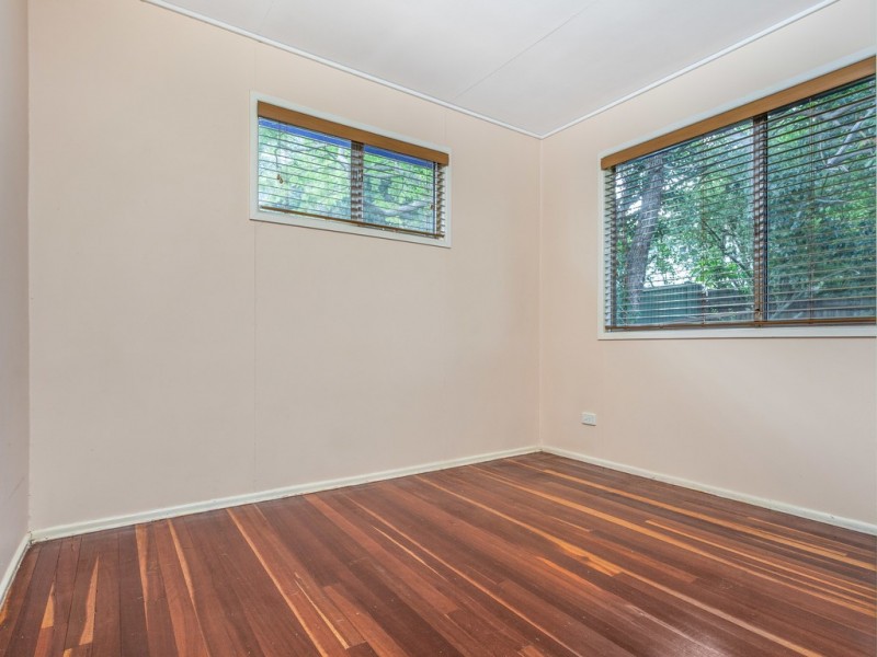 23 Sammells Drive, Chermside QLD 4032
