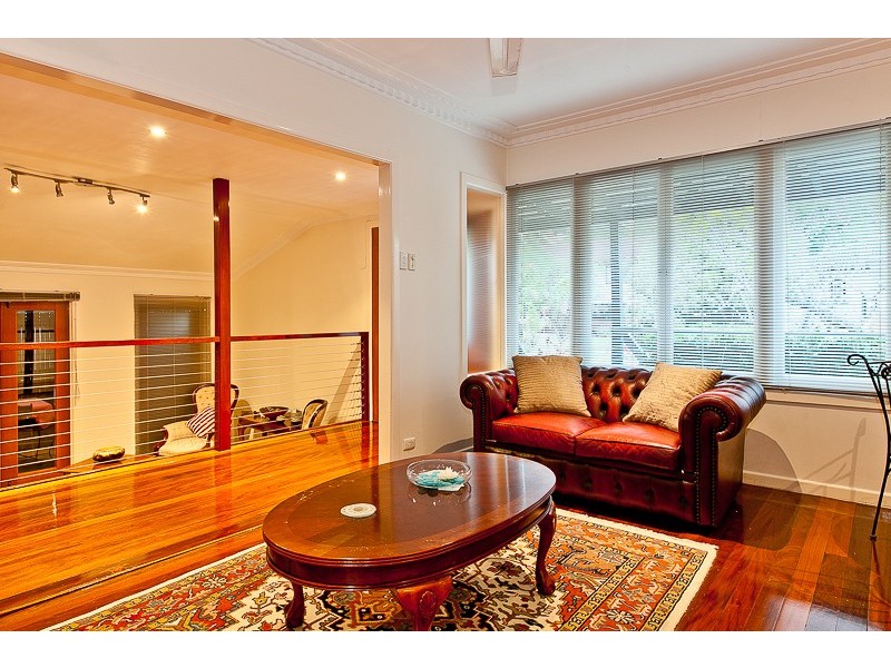 16 Glenhaven Street, Kedron QLD 4031