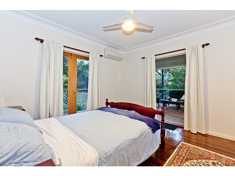 16 Glenhaven Street, Kedron QLD 4031