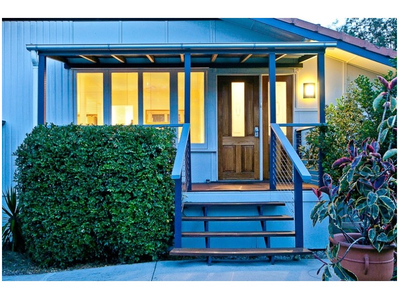 16 Glenhaven Street, Kedron QLD 4031