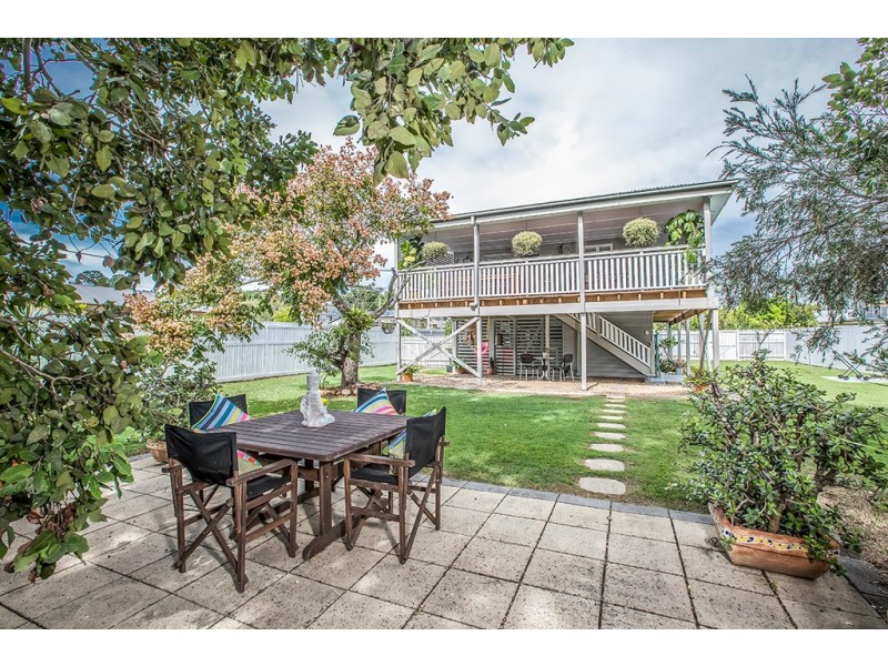 27 Chigwell Street, Wavell Heights QLD 4012