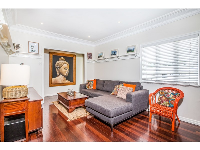 27 Chigwell Street, Wavell Heights QLD 4012