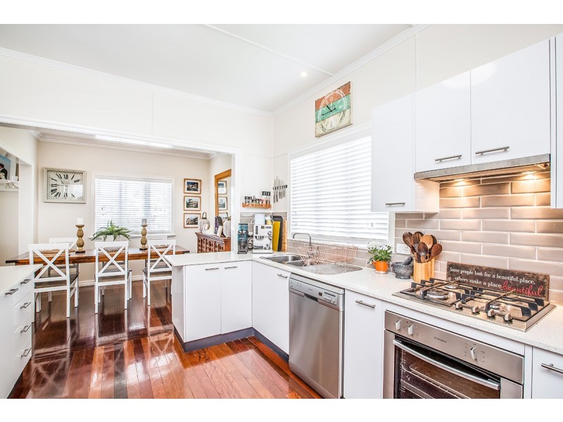 27 Chigwell Street, Wavell Heights QLD 4012