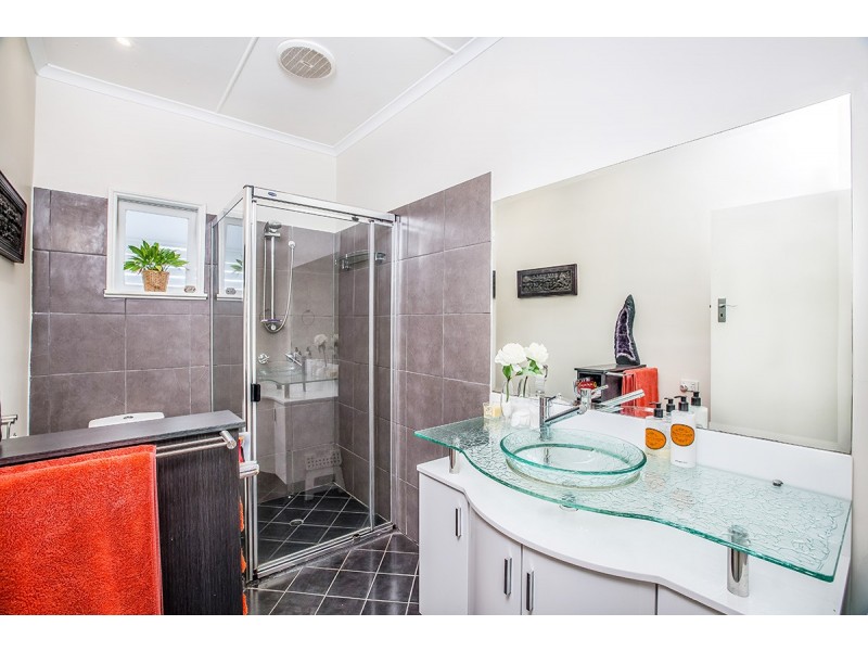 27 Chigwell Street, Wavell Heights QLD 4012