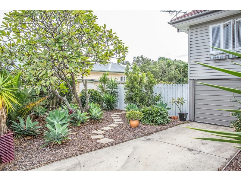 27 Chigwell Street, Wavell Heights QLD 4012