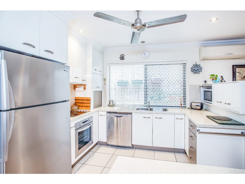 8 Tannlark Street, Aspley QLD 4034