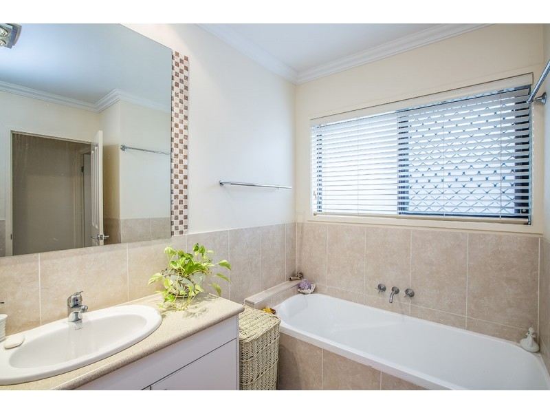 8 Tannlark Street, Aspley QLD 4034