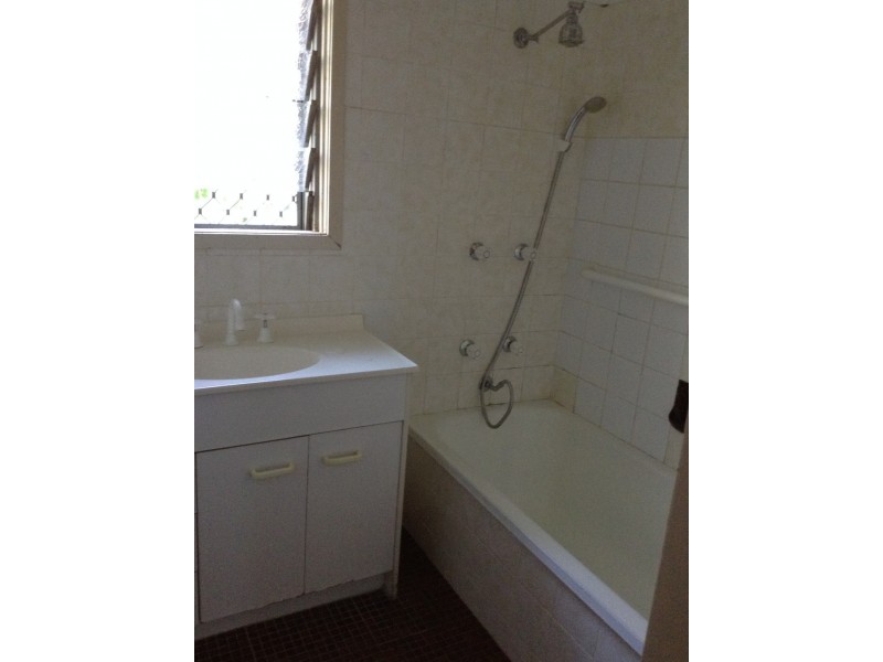 36 Playfield Street, Chermside QLD 4032