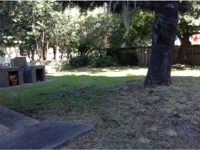 36 Playfield Street, Chermside QLD 4032