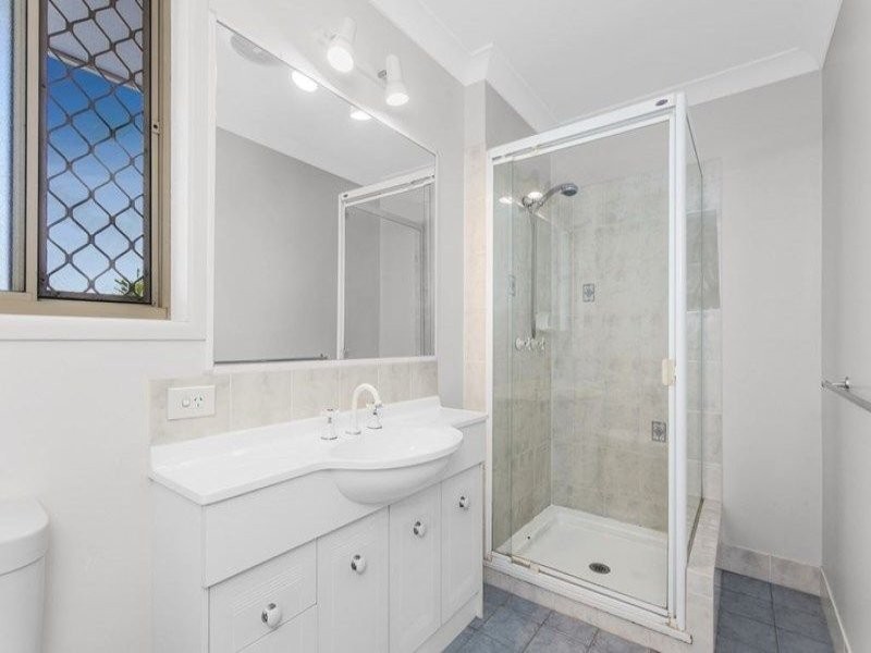 4/64 Wallace Street, Chermside QLD 4032