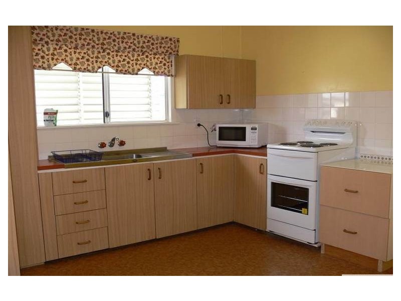 38 Curwen Terrace, Chermside QLD 4032