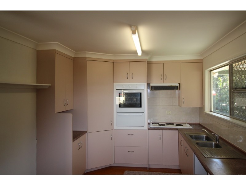 16 Waratah Street, Albany Creek QLD 4035