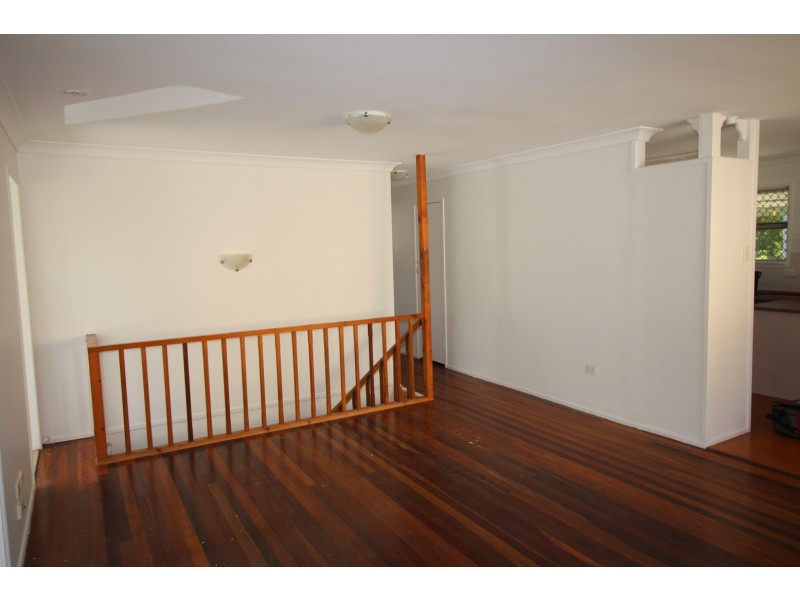 16 Waratah Street, Albany Creek QLD 4035