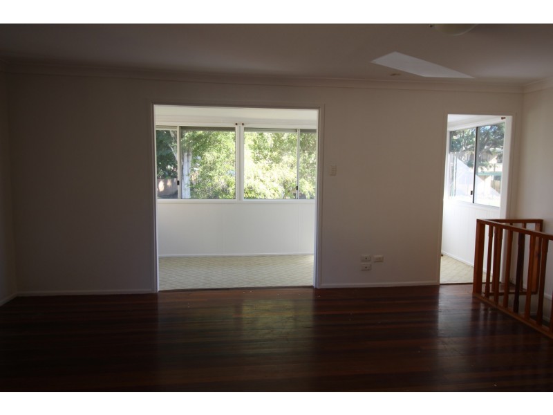 16 Waratah Street, Albany Creek QLD 4035