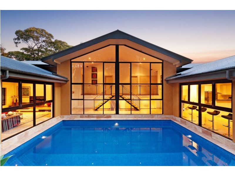 8 Barkala Road, Bayview NSW 2104