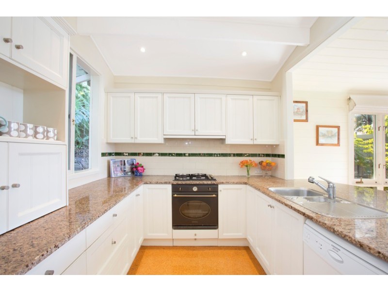 16 Eastview Road, Church Point NSW 2105