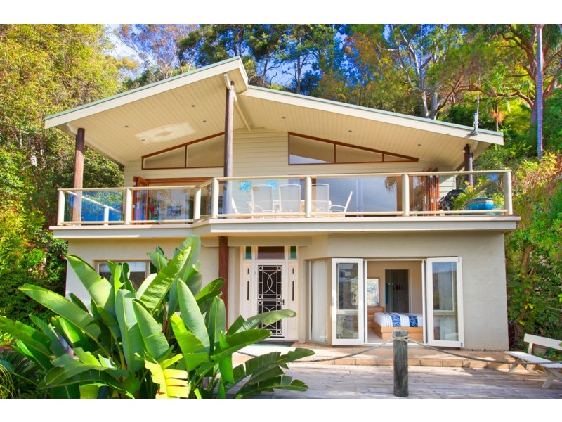 16 Eastview Road, Church Point NSW 2105