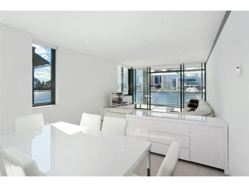 8 Warf Cresent, Pyrmont NSW 2009