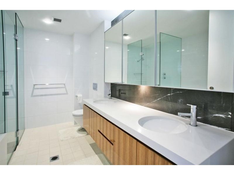 8 Warf Cresent, Pyrmont NSW 2009