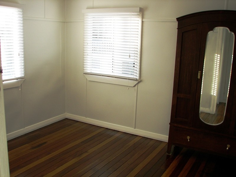 91 Whites Rd, Manly West QLD 4179
