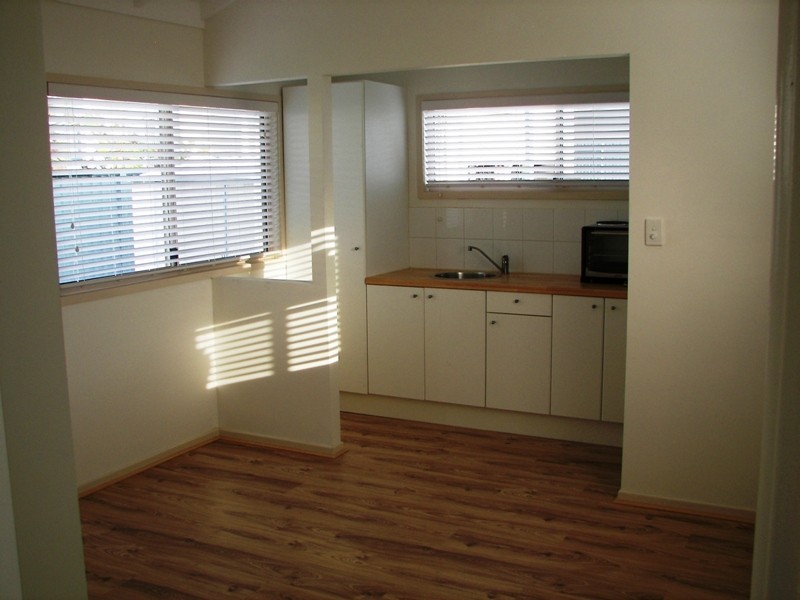 91a Whites Rd, Manly West QLD 4179