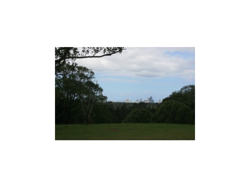 3 Hancox, Robina QLD 4226