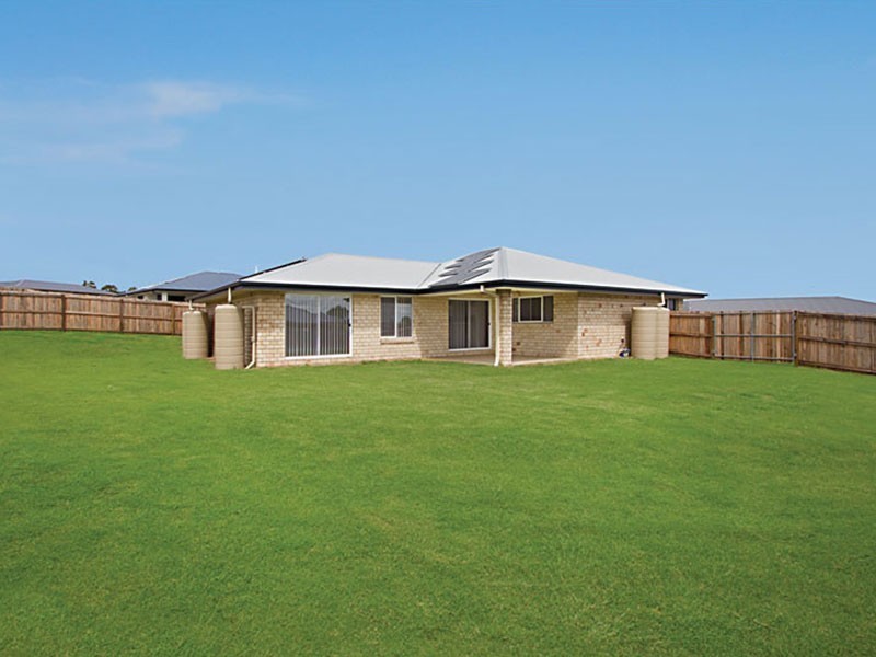 14 Petal Place, Yamanto QLD 4305