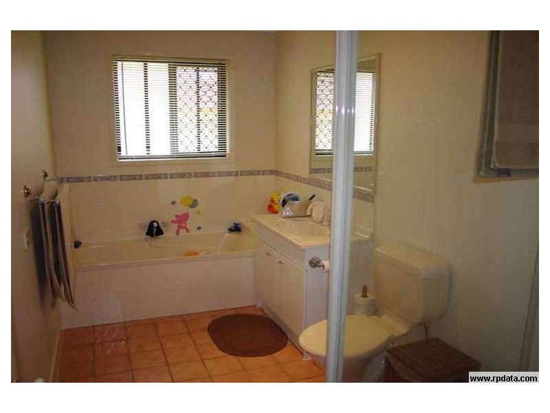 14 Quando Close, Yamanto QLD 4305