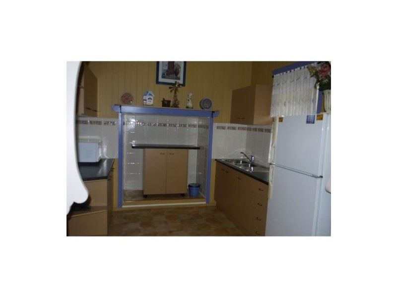 16 Pine Street, North Ipswich QLD 4305