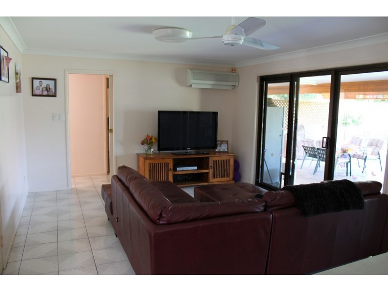 44 Equestrian Drive, Yamanto QLD 4305