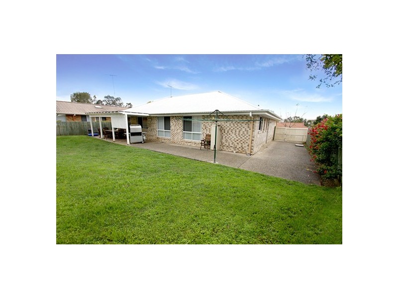 42 Jonquil Circuit, Flinders View QLD 4305