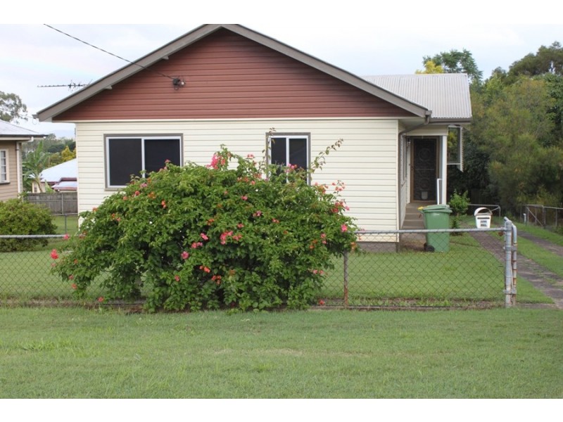 33 Samford Road, Leichhardt QLD 4305