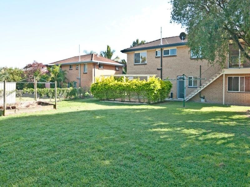 10 Thomas Street, Flinders View QLD 4305