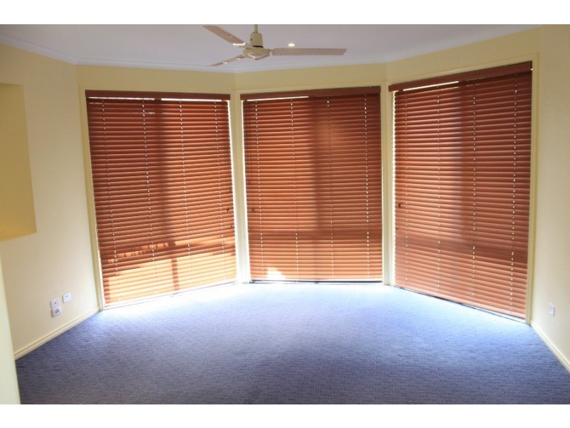 32 Mellor Place, Brassall QLD 4305