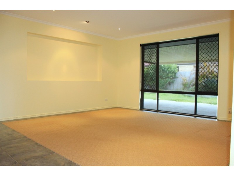 32 Mellor Place, Brassall QLD 4305