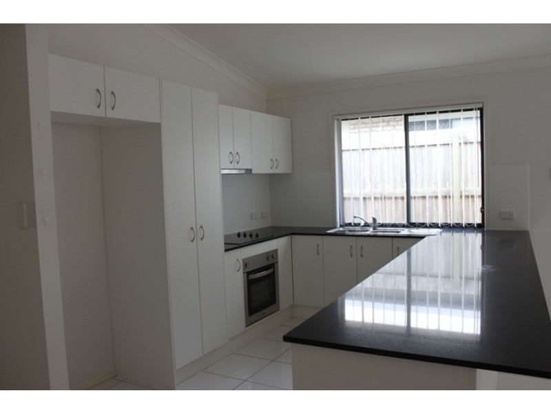 43 Dornoch Crescent, Raceview QLD 4305