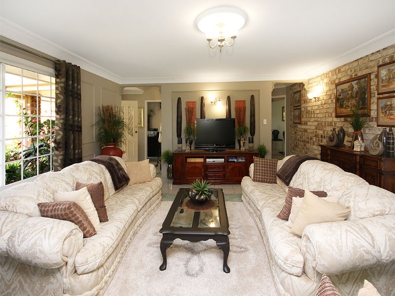 7 Kingston Drive, Flinders View QLD 4305